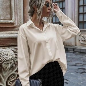 NWOT Zara Beige Button Up Blouse Size Small